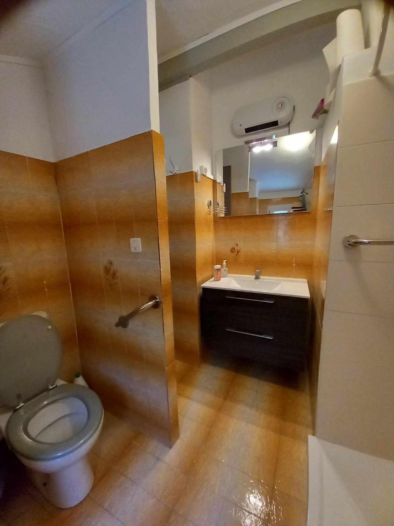 Chambre D Hote Les Heures Claires Istres Εξωτερικό φωτογραφία